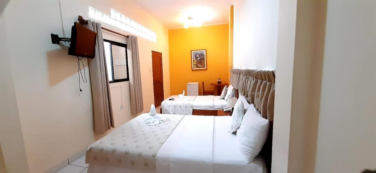 Hostal Huayruro Iquitos Bagian luar foto